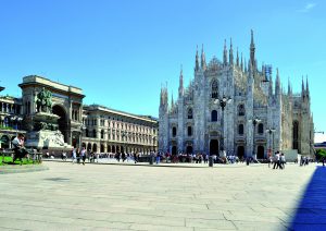 Milan, Piazza Duomo